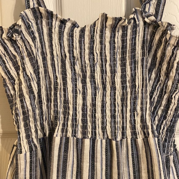 Boutique Smocked Striped Blue and White Midi Dress Large - Picture 2 of 5